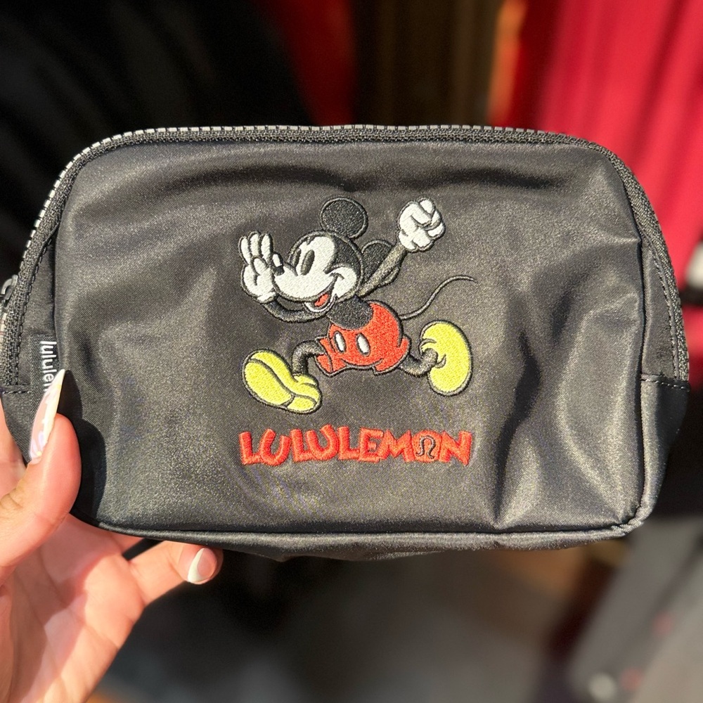 Lululemon x Disney Black Mickey Mouse Embroidered belt bag! Limited Edition!